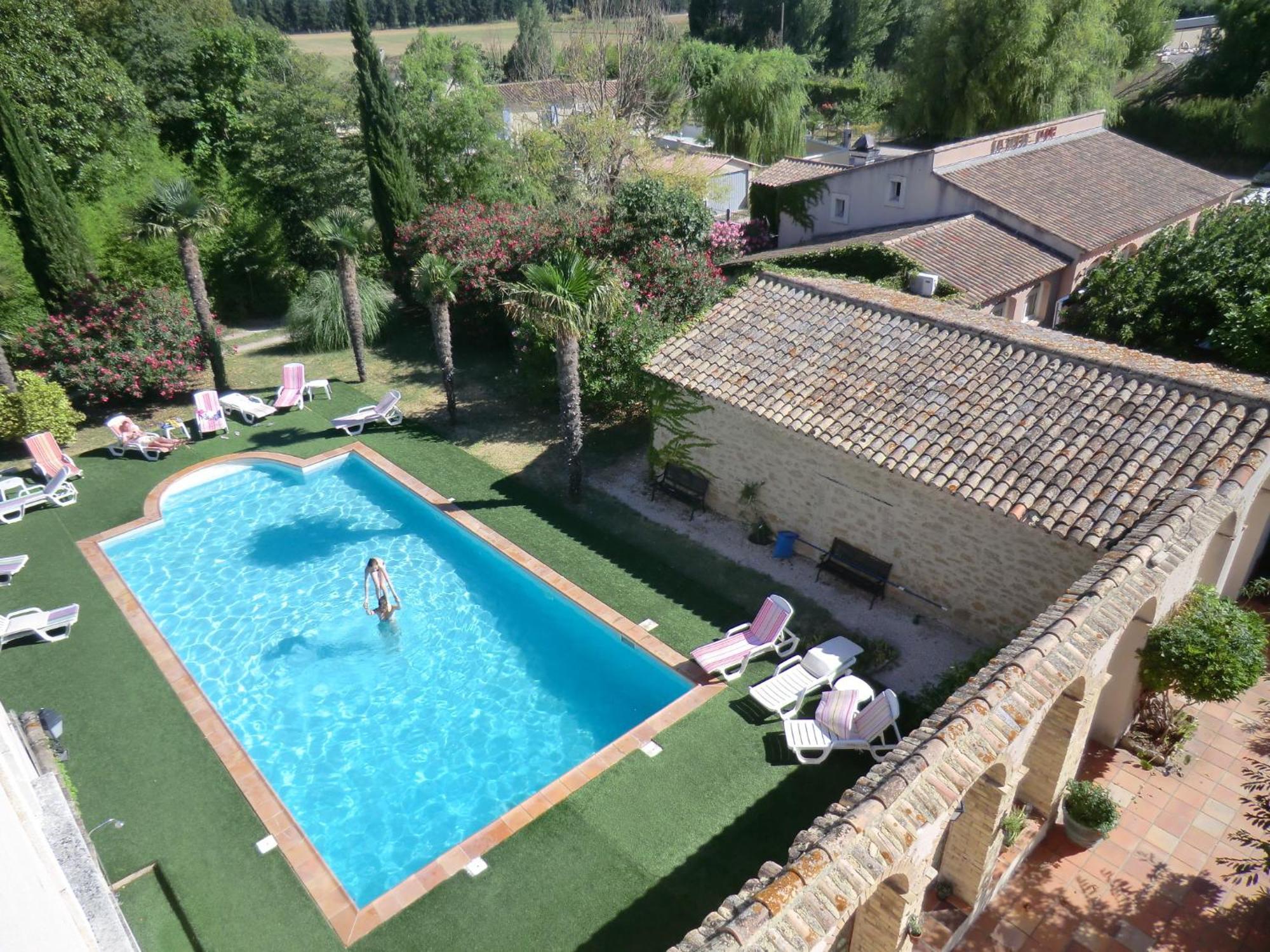 Hotel Du Parc, Avignon Est, The Originals City, Антрег-сюр-ла-Сорг Экстерьер фото