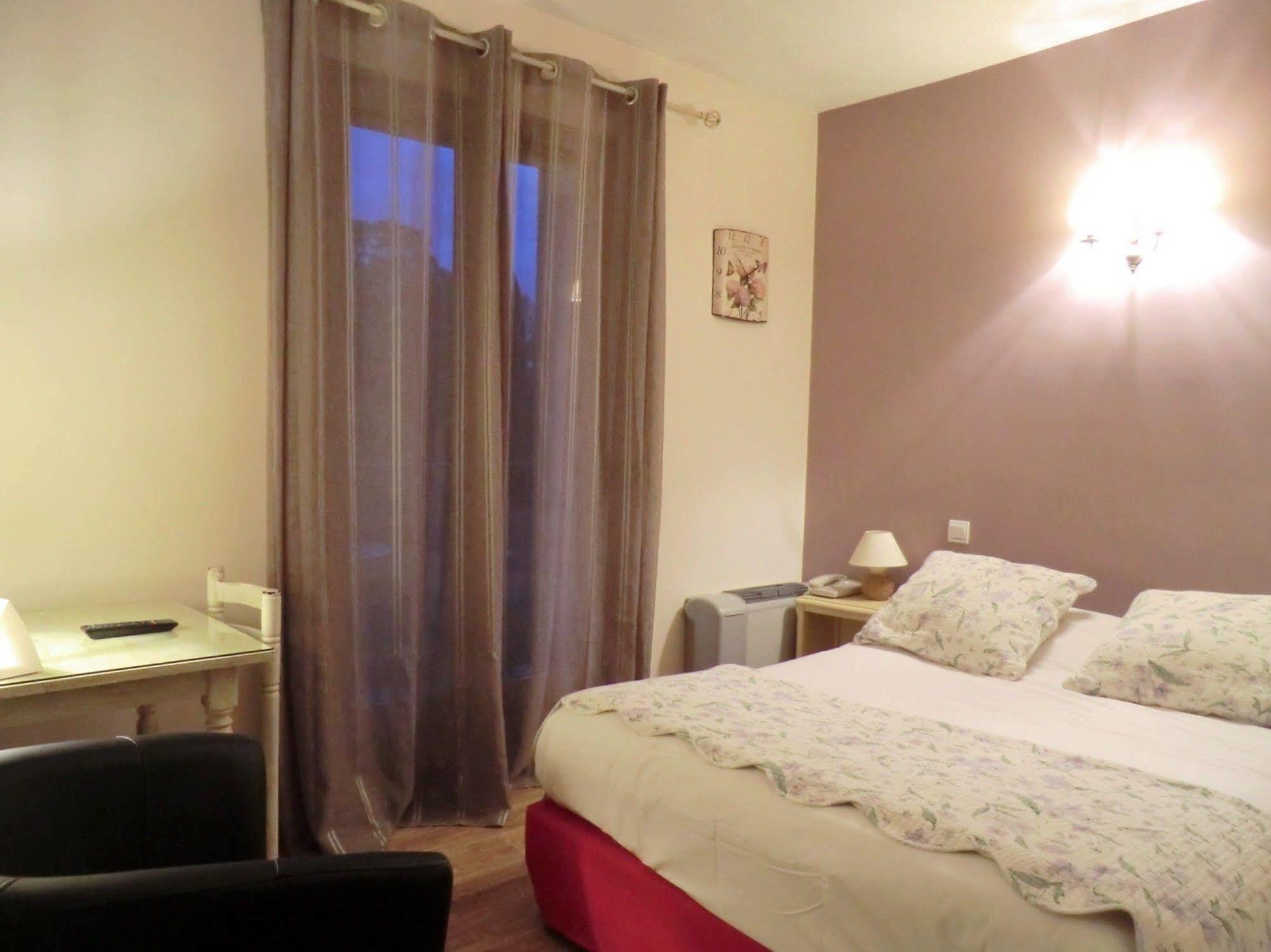 Hotel Du Parc, Avignon Est, The Originals City, Антрег-сюр-ла-Сорг Экстерьер фото