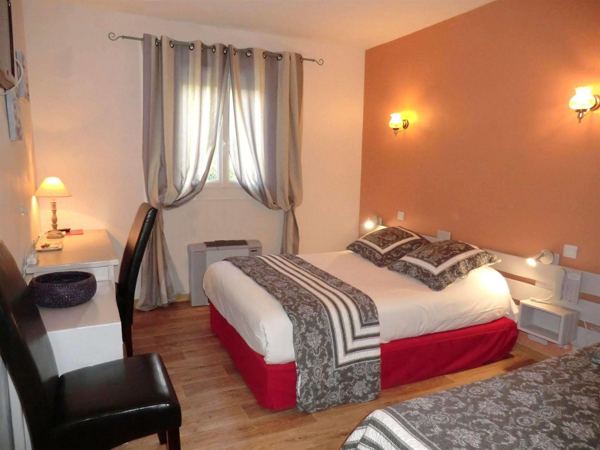 Hotel Du Parc, Avignon Est, The Originals City, Антрег-сюр-ла-Сорг Экстерьер фото